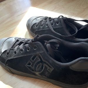 DC suede skate shoes